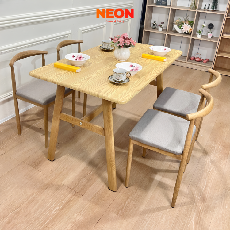 Meja Makan Besi Domi 4 Kursi Motif Kayu Minimalis